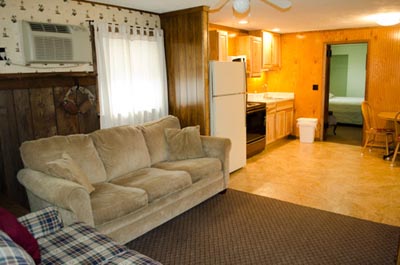 Colonial motel Suite A